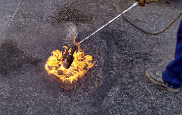 Llandrillo Yn Rhos flat roofing repairs